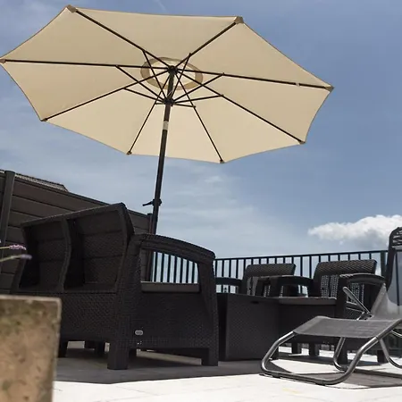 Inin Apartment