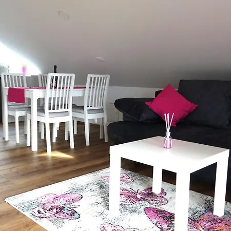 Inin Apartment *